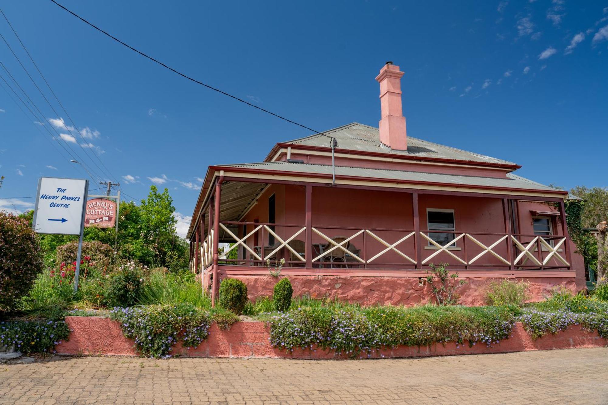 The Henry Parkes Tenterfield Exteriör bild