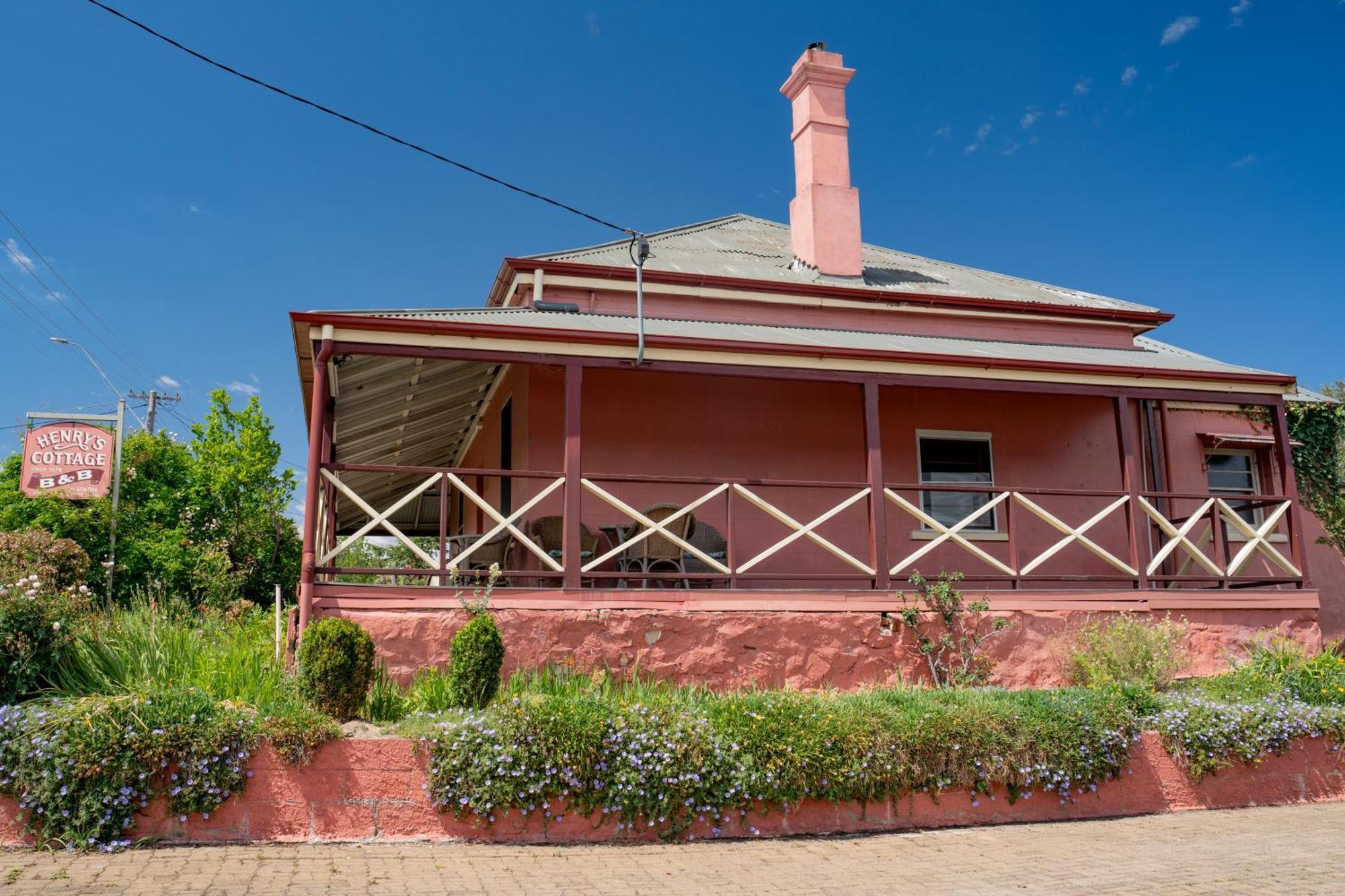 The Henry Parkes Tenterfield Exteriör bild